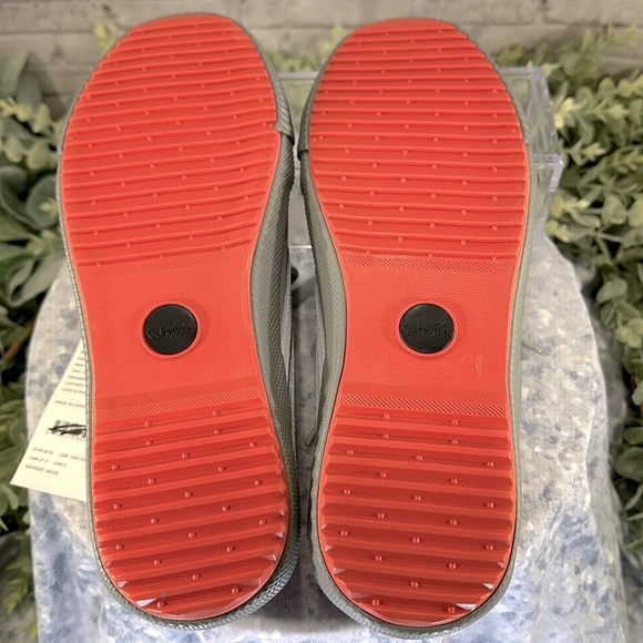 FEIYUE X STAPLE 1920 Grey/White Leather Full Color Pigeon Sneakers Men’s 10🩶NWT - Picture 9 of 13